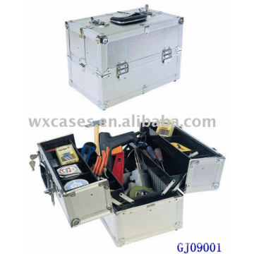 2014 strong aluminum tool box with 4 plastic trays&adjustable compartments on the case bottom from China manfacturer